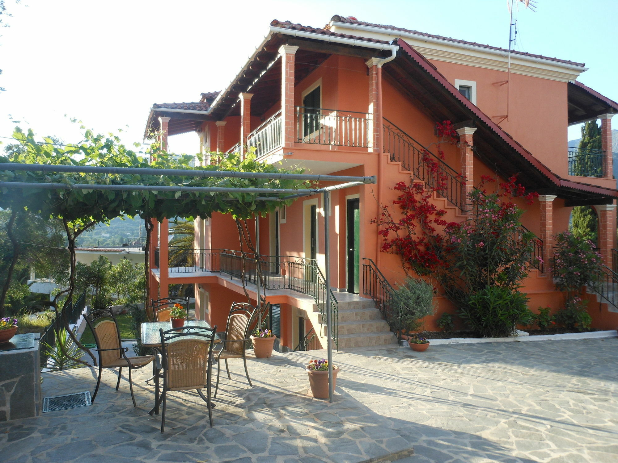 דאסיה Ziogas Luxury Apartments מראה חיצוני תמונה