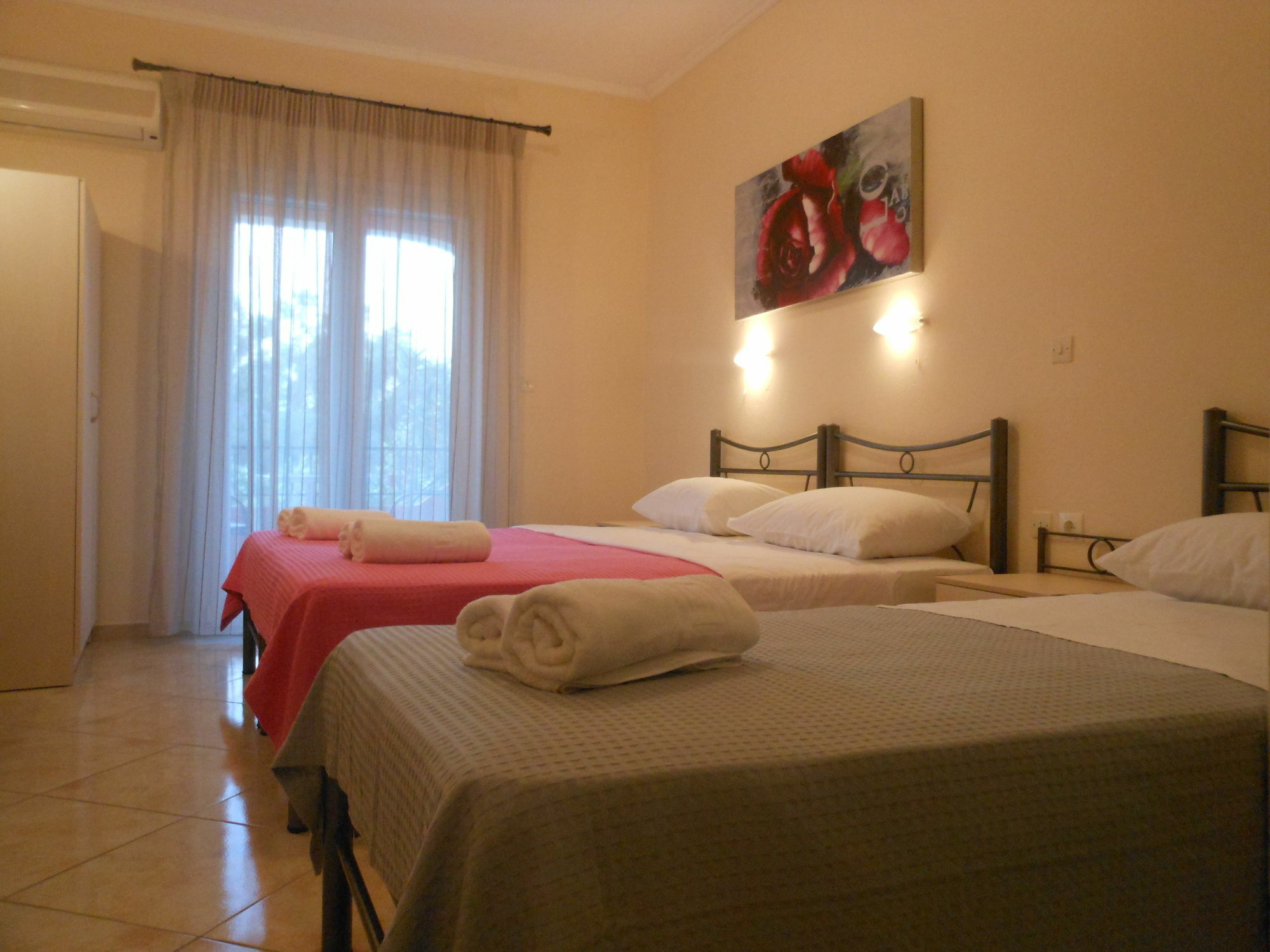 דאסיה Ziogas Luxury Apartments מראה חיצוני תמונה