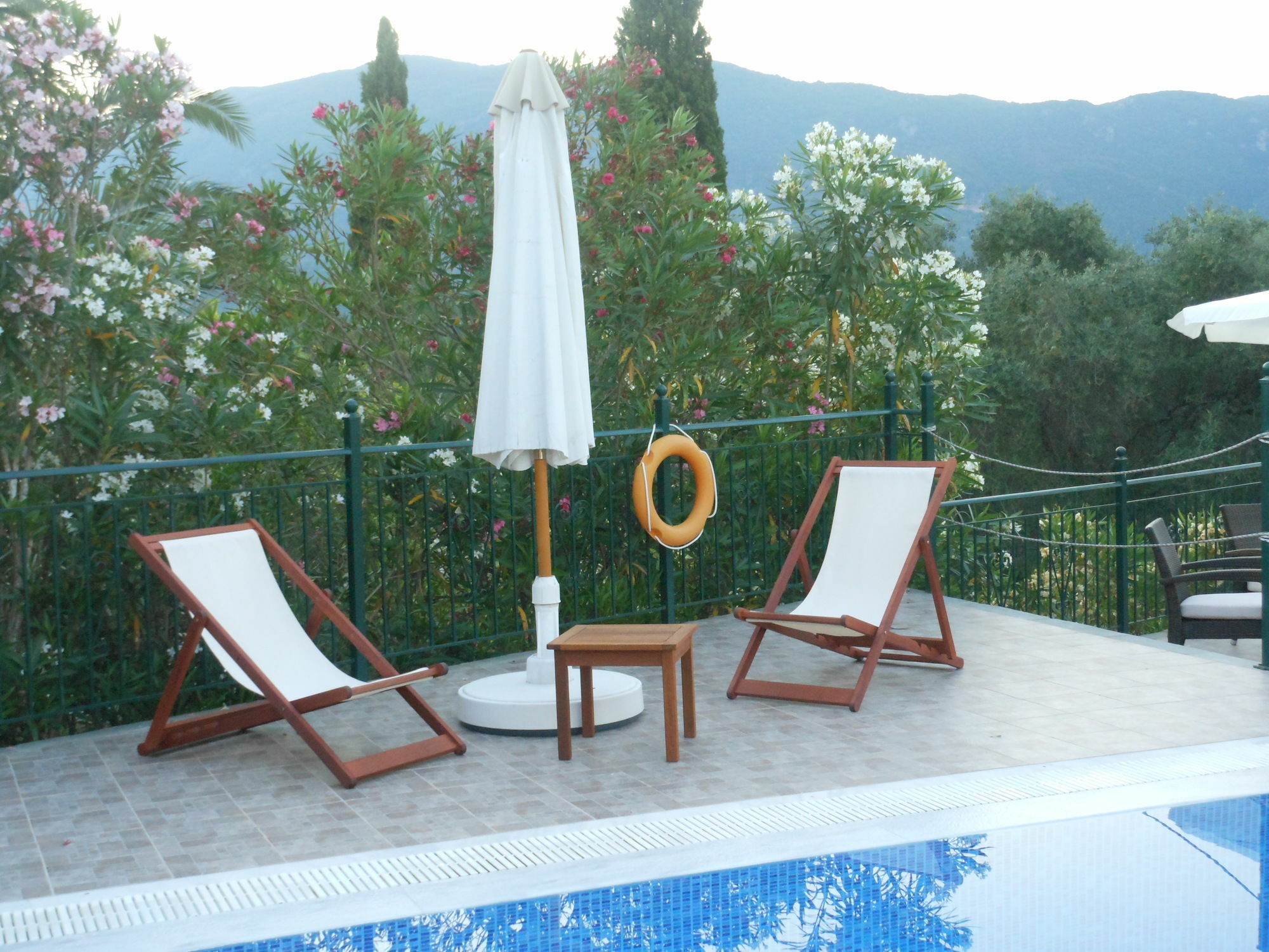 דאסיה Ziogas Luxury Apartments מראה חיצוני תמונה